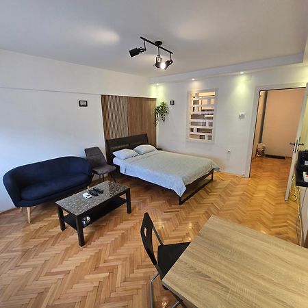 Azzurro Studio Apartment Belgrade Luaran gambar