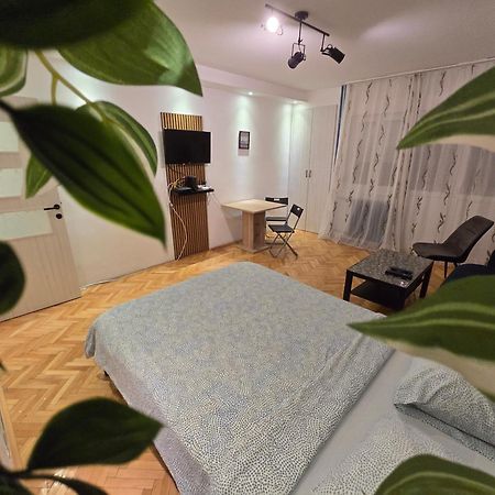Azzurro Studio Apartment Belgrade Luaran gambar